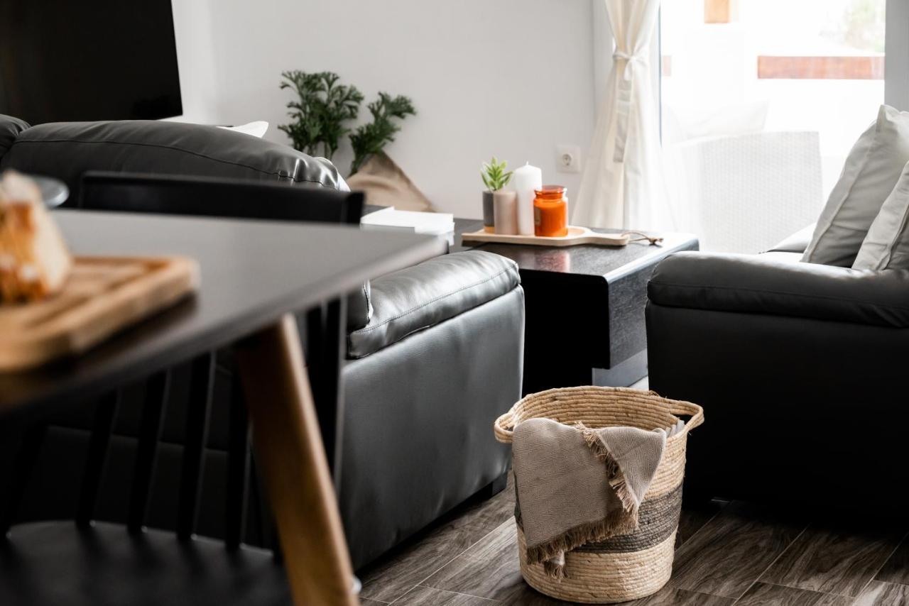 Aniko Suites Psarou 프사로우 외부 사진